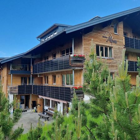 Gaestehaus Alpina Riezlern Eksteriør billede